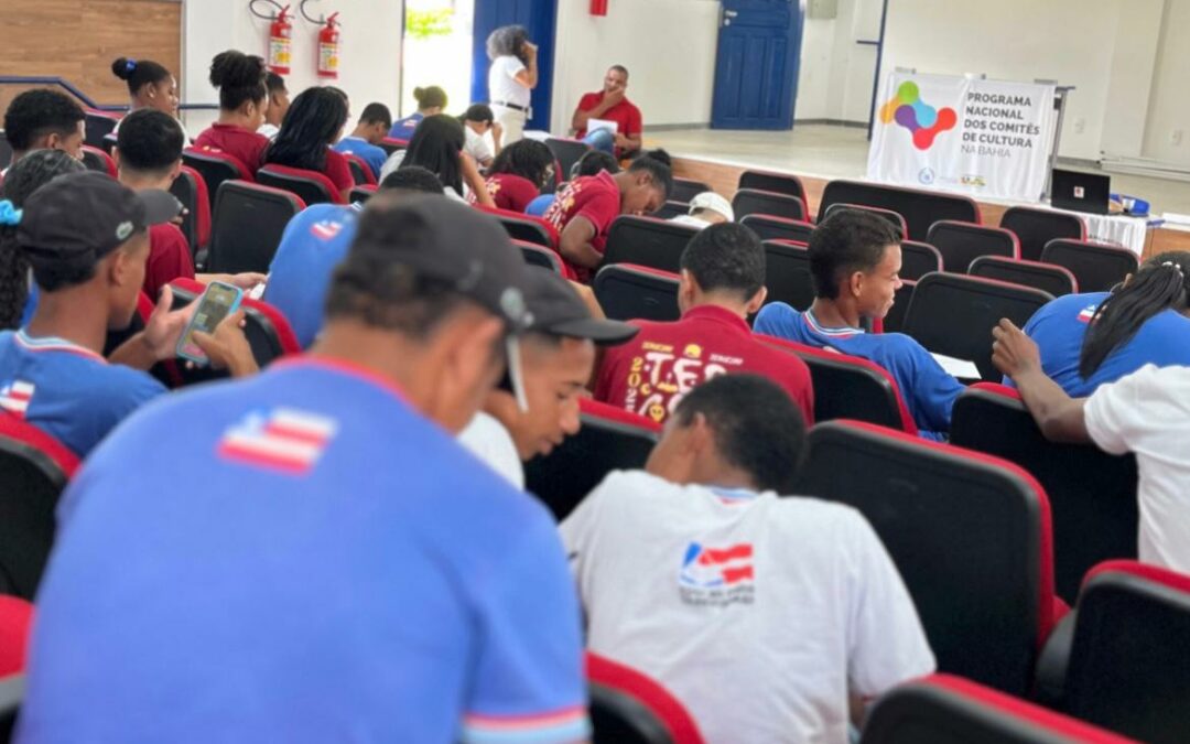 Caravana do Comitê de Cultura da Bahia promove diálogo e formação na FLIMUNIZ
